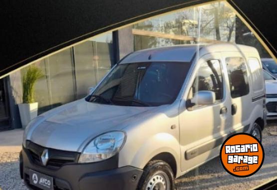 Utilitarios - Renault Kangoo 2018 GNC 144500Km - En Venta