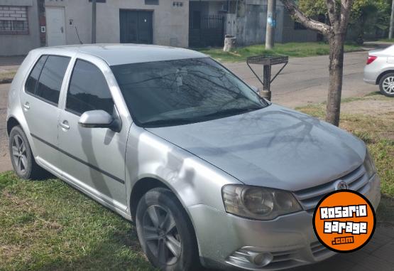 Autos - Volkswagen Golf 2008 Nafta 240000Km - En Venta