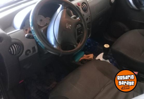 Utilitarios - Peugeot Partner Patagónica 2011 Diesel 150000Km - En Venta