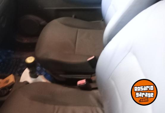 Utilitarios - Peugeot Partner Patagónica 2011 Diesel 150000Km - En Venta