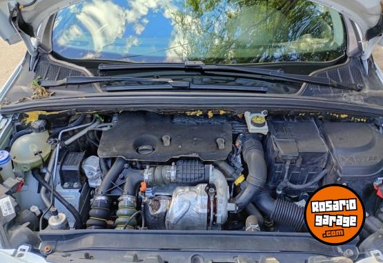 Autos - Peugeot 308 2018 Diesel 180000Km - En Venta