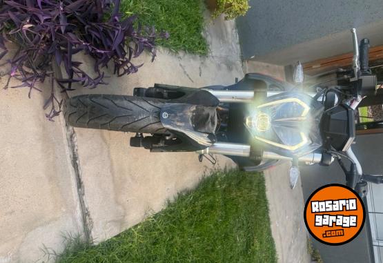 Motos - Benelli 302s 2022 Nafta 5000Km - En Venta