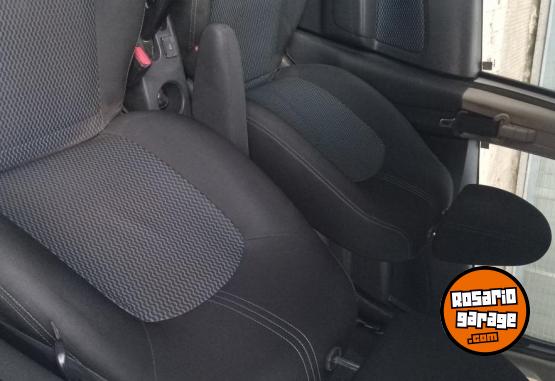 Autos - Nissan Note 2015 Nafta 129000Km - En Venta