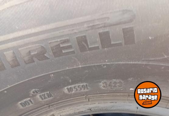 Accesorios para Autos - Cubiertas para camioneta PIRELLI SCORPION 255 x 70 x 16 - En Venta
