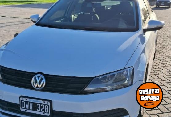 Autos - Volkswagen Vento 2.0 Advance 2015 Nafta 130000Km - En Venta