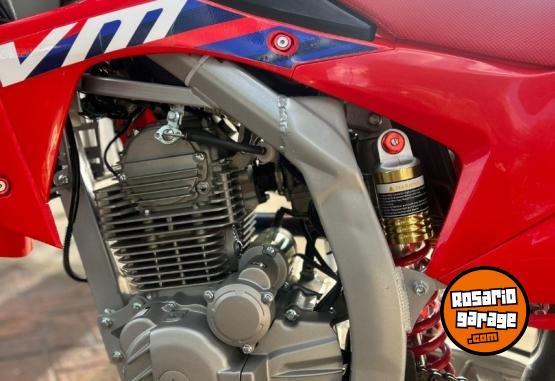 Motos - RVM 250T PRO + 2025 Nafta 120Km - En Venta