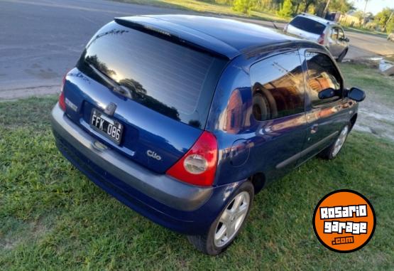 Autos - Renault Clio 2005 Nafta 180000Km - En Venta