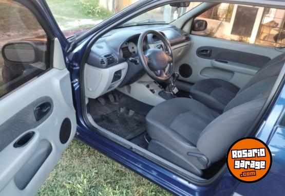 Autos - Renault Clio 2005 Nafta 180000Km - En Venta