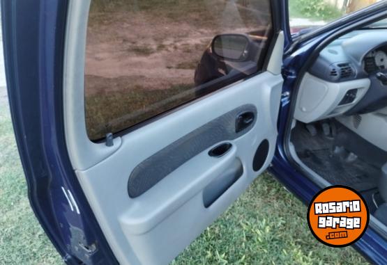 Autos - Renault Clio 2005 Nafta 180000Km - En Venta