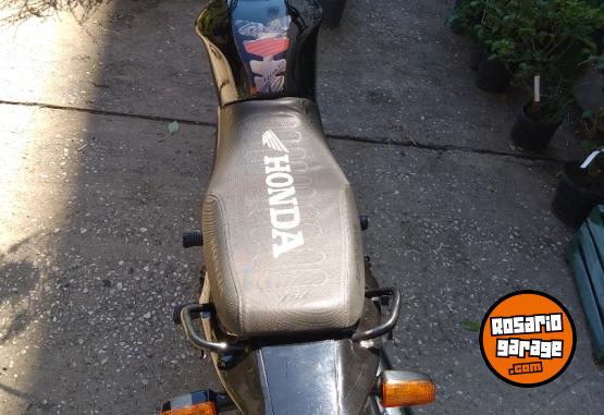 Motos - Honda CG TITAN 150 2013 Nafta 40000Km - En Venta