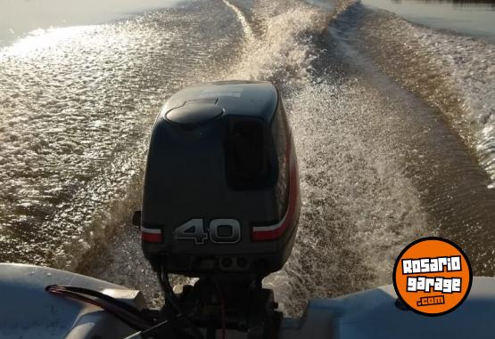 Embarcaciones - Lancha Islero 490 + Suzuki 40 2 T + motor el�ctrico + trailer - En Venta