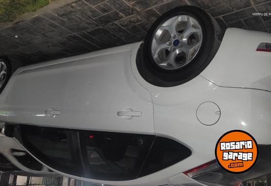 Autos - Ford FOCUS gu�a 2013 2013 Nafta 134000Km - En Venta