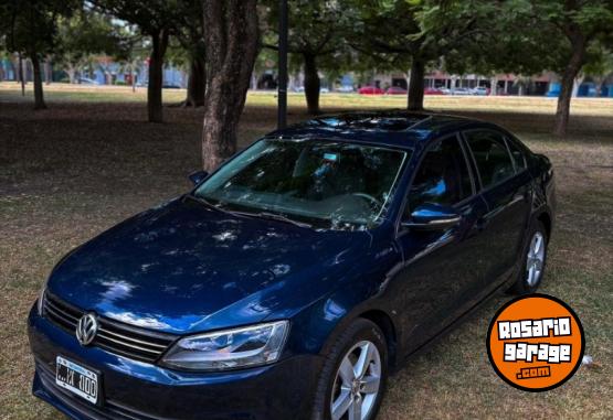 Autos - Volkswagen VENTO 2.5 /BORA GOL TREND 2012 Nafta 132000Km - En Venta