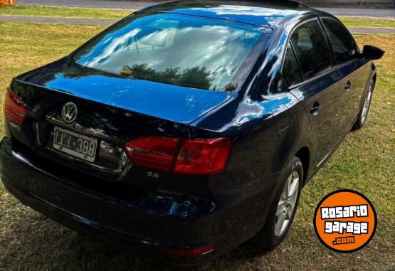 Autos - Volkswagen VENTO 2.5 /BORA GOL TREND 2012 Nafta 132000Km - En Venta