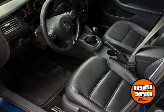 Autos - Volkswagen VENTO 2.5 /BORA GOL TREND 2012 Nafta 132000Km - En Venta