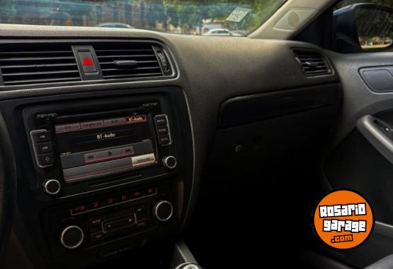 Autos - Volkswagen VENTO 2.5 /BORA GOL TREND 2012 Nafta 132000Km - En Venta