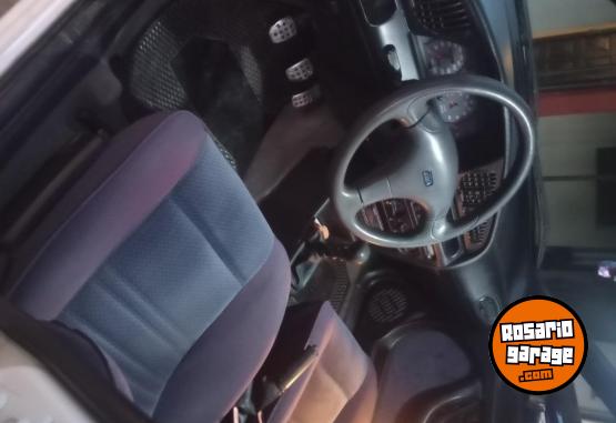 Autos - Fiat Tempra 1997 GNC 200000Km - En Venta