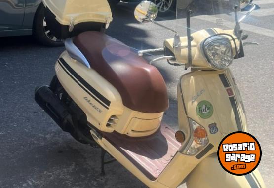 Motos - Kymco Like 125 2023 Nafta 8900Km - En Venta