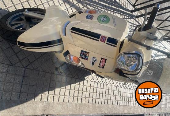 Motos - Kymco Like 125 2023 Nafta 8900Km - En Venta