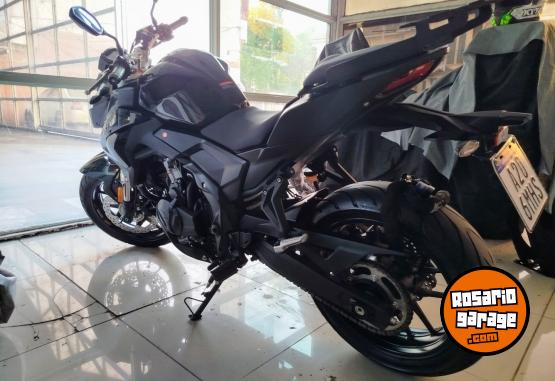 Motos - Voge Voge 500 r dominar cf mot 2024 Nafta 7900Km - En Venta