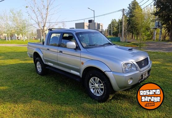 Camionetas - Mitsubishi L200 2.5 Outdoor Hpe 4x4 2008 Diesel 173000Km - En Venta