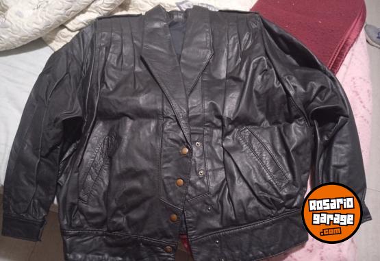 Indumentaria - Campera de cuero - En Venta