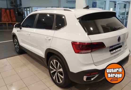 Autos - Volkswagen TAOS HIGHLINE 2022 Nafta 33000Km - En Venta