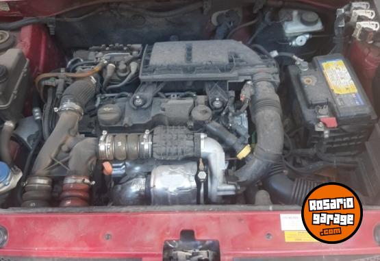 Utilitarios - Peugeot Partner 2013 Diesel 208000Km - En Venta