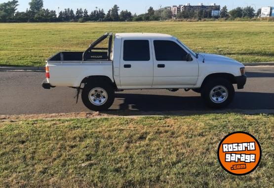 Camionetas - Toyota Hilux 1999 Diesel 111111Km - En Venta
