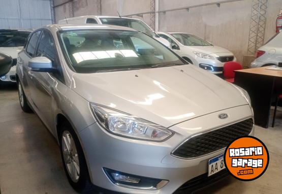 Autos - Ford Focus 2016 Nafta 121000Km - En Venta