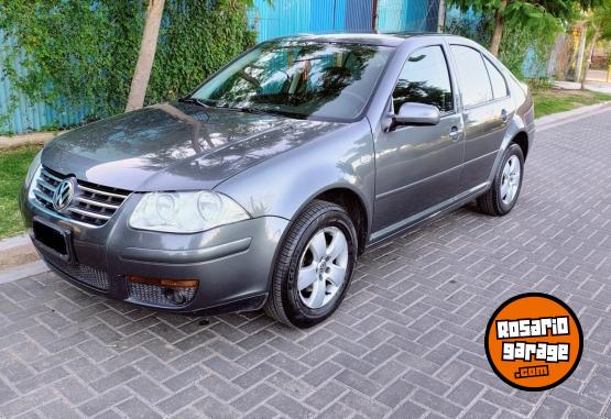 Autos - Volkswagen BORA 2.0 2010 Nafta 90000Km - En Venta