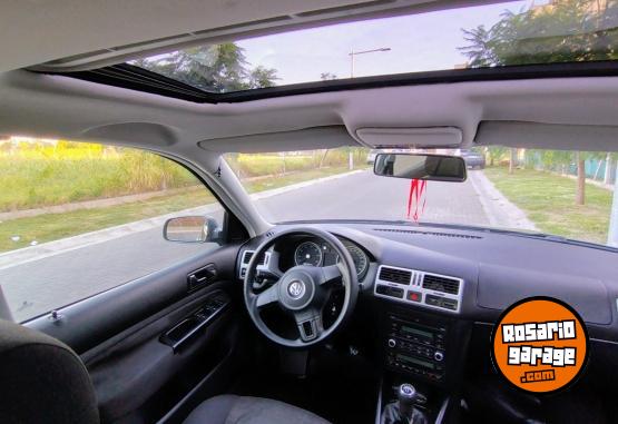 Autos - Volkswagen BORA 2.0 2010 Nafta 90000Km - En Venta