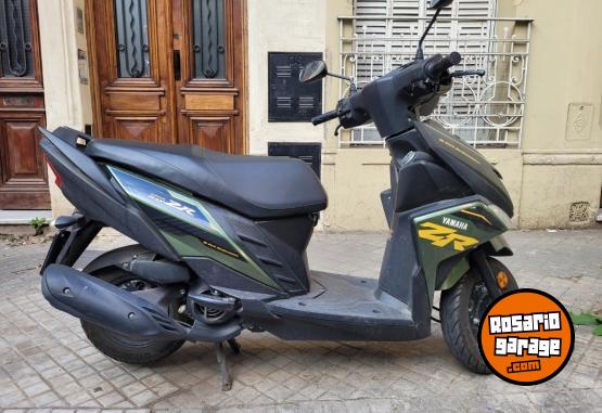 Motos - Yamaha ZR RAY 2021 Nafta 8000Km - En Venta