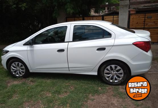 Autos - Chevrolet PRISMA LT 2017 Nafta 75713Km - En Venta