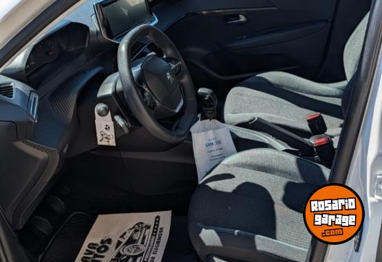 Autos - Peugeot 208 ACTIVE 2023 Nafta 26000Km - En Venta