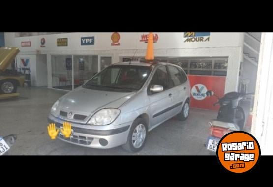 Autos - Renault SCENIC 2009 Nafta 134600Km - En Venta