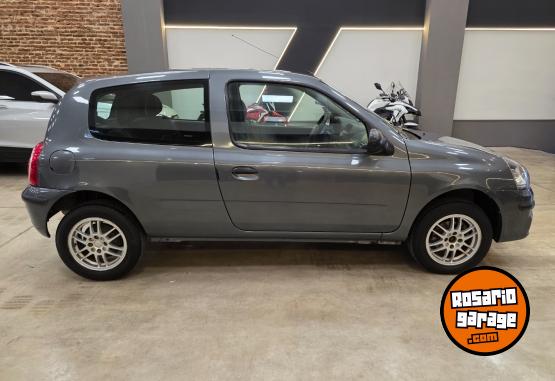 Autos - Renault CLIO DYNAMIQUE 1.2L MT 3P 2015 Nafta 117000Km - En Venta