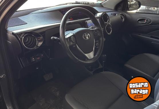 Autos - Toyota Etios 2023 Nafta 65000Km - En Venta