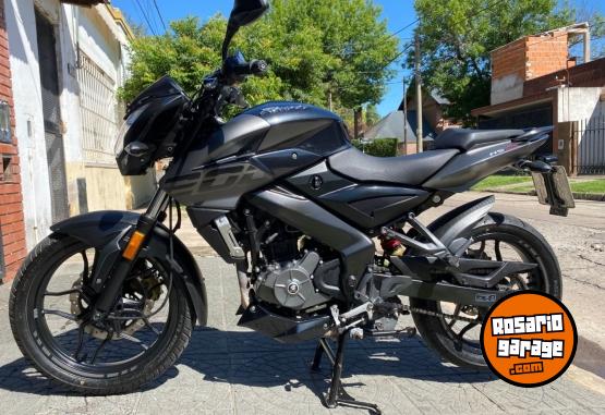 Motos - Bajaj ROUSER NS 200 2021 Nafta 20000Km - En Venta