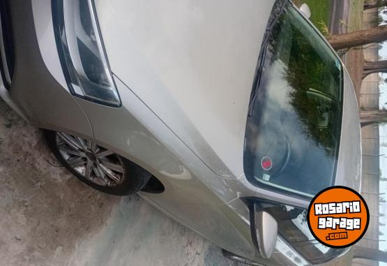 Autos - Volkswagen Vento 2016 Nafta 70000Km - En Venta