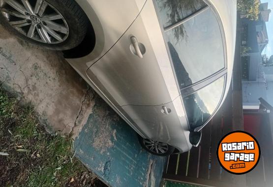 Autos - Volkswagen Vento 2016 Nafta 70000Km - En Venta
