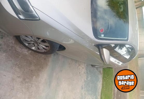 Autos - Volkswagen Vento 2016 Nafta 70000Km - En Venta