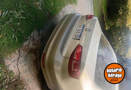 Autos - Volkswagen Vento 2016 Nafta 70000Km - En Venta