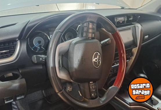 Camionetas - Toyota SW4 SRX AUT. 7 ASIENTOS 2019 Diesel 120000Km - En Venta