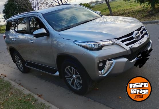 Camionetas - Toyota SW4 SRX  AUT. 7 ASIENTOS 2019 Diesel 120000Km - En Venta