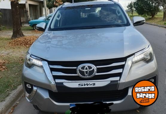 Camionetas - Toyota SW4 SRX  AUT. 7 ASIENTOS 2019 Diesel 120000Km - En Venta