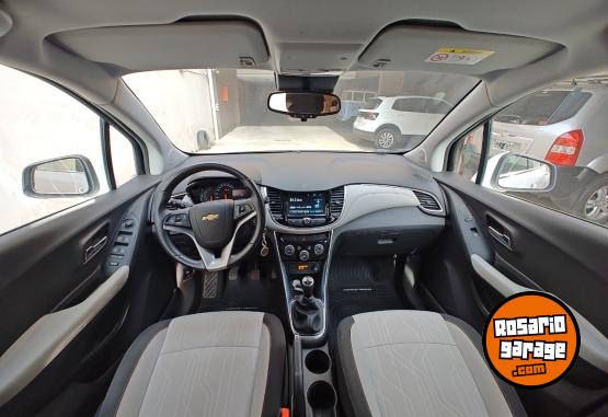 Autos - Chevrolet TRACKER PREMIER 4X2 MT 2018 Nafta 57000Km - En Venta