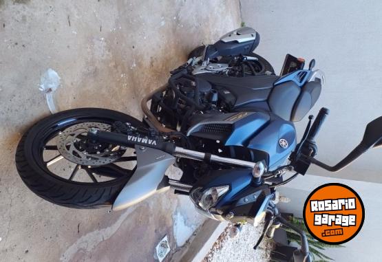 Motos - Yamaha FZ25 2024 Nafta 13000Km - En Venta
