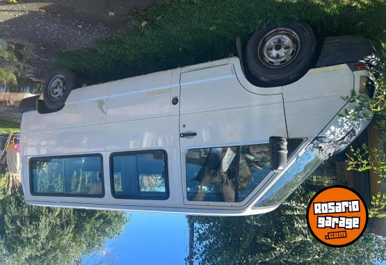 Utilitarios - Renault Trafic 2002 Diesel 120000Km - En Venta