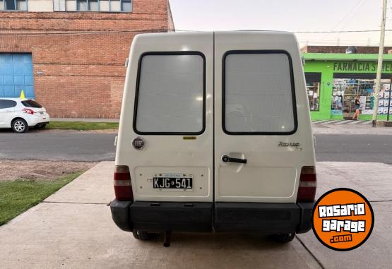 Utilitarios - Fiat Fiorino 1.3 Fire 2011 GNC 192000Km - En Venta